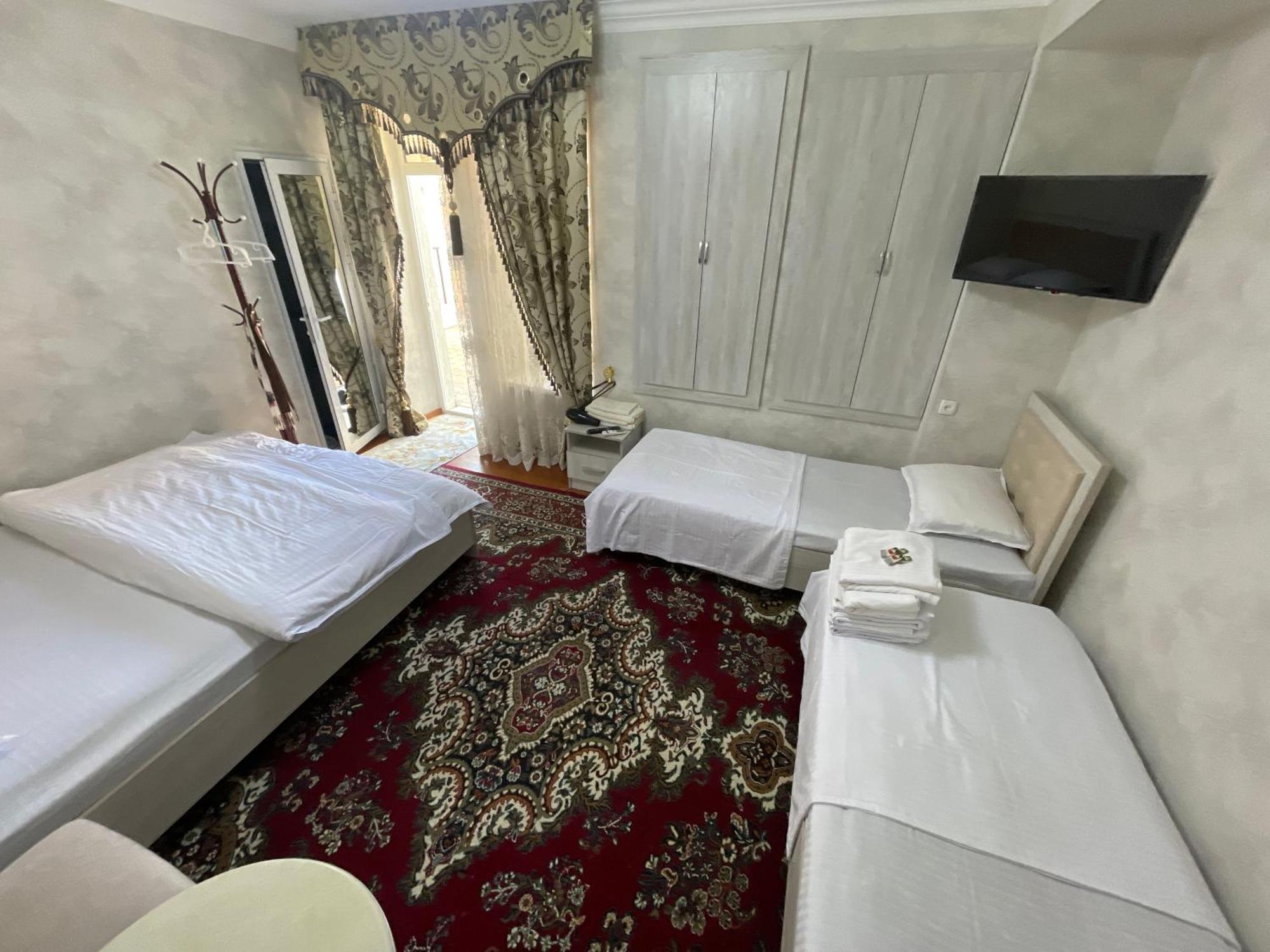 Isfandiyor Hotel 사마르칸트 외부 사진